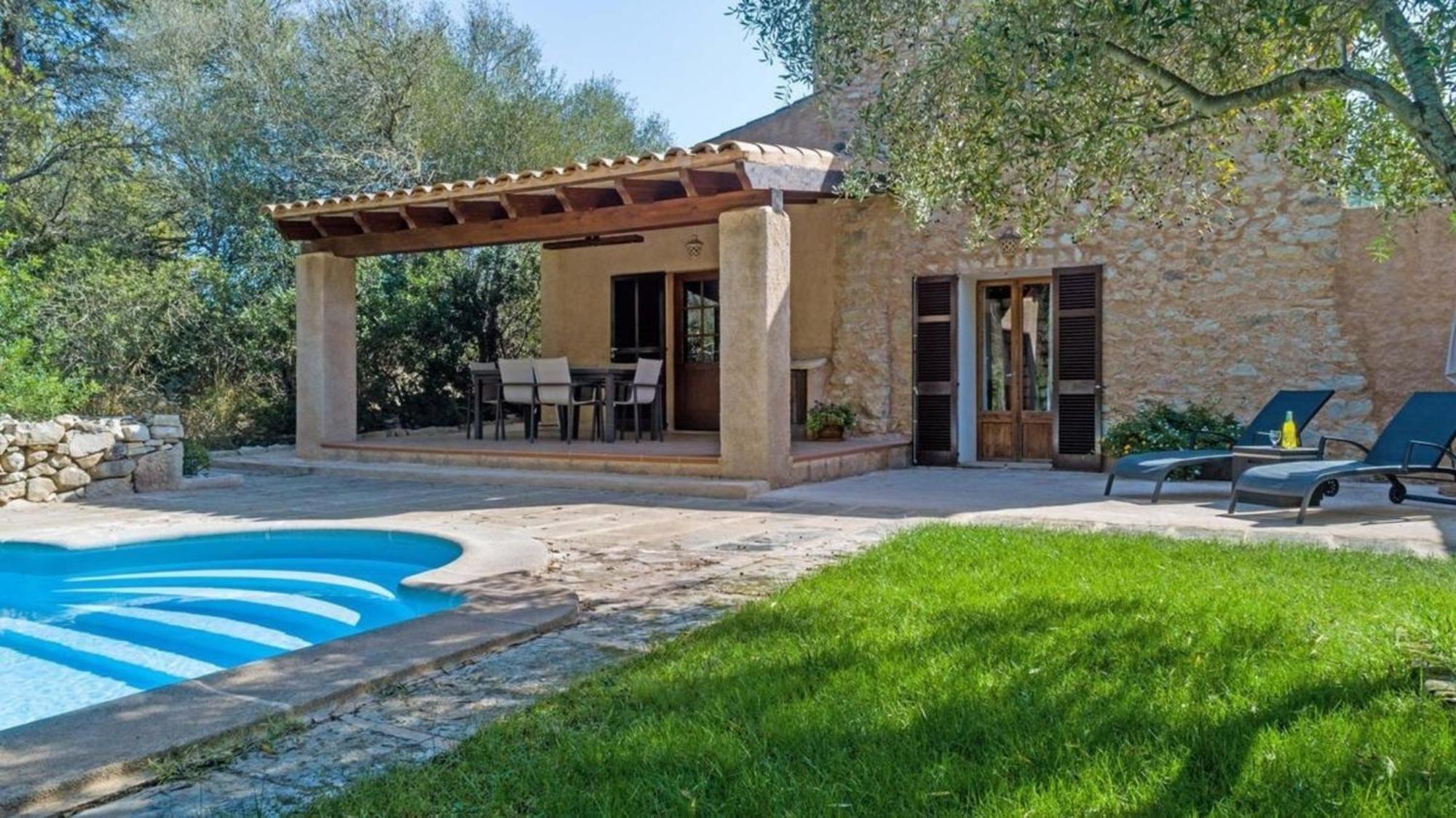 Mit Privatpool Fuer 4 Personen Ca 120 Qm In Petra, Mallorca Binnenland Von Mallorca Ferienhaus *