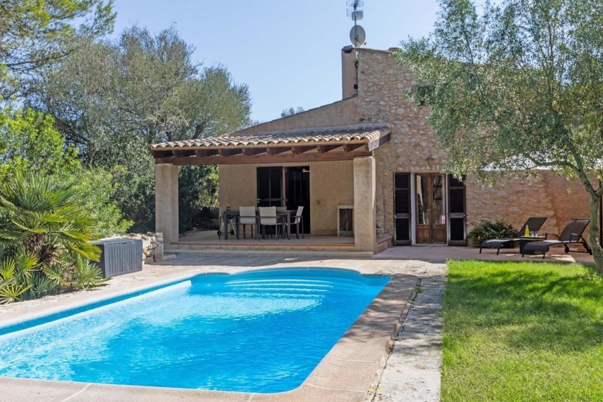 Ferienhaus Mit Privatpool Fuer 4 Personen Ca 120 Qm In Petra, Mallorca Binnenland Von Mallorca